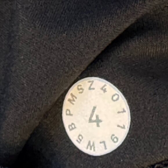 Lululemon On The Fly Pants Black Elastic Waist with Drawstring Woven 27  Size 4 - Picture 10 of 10